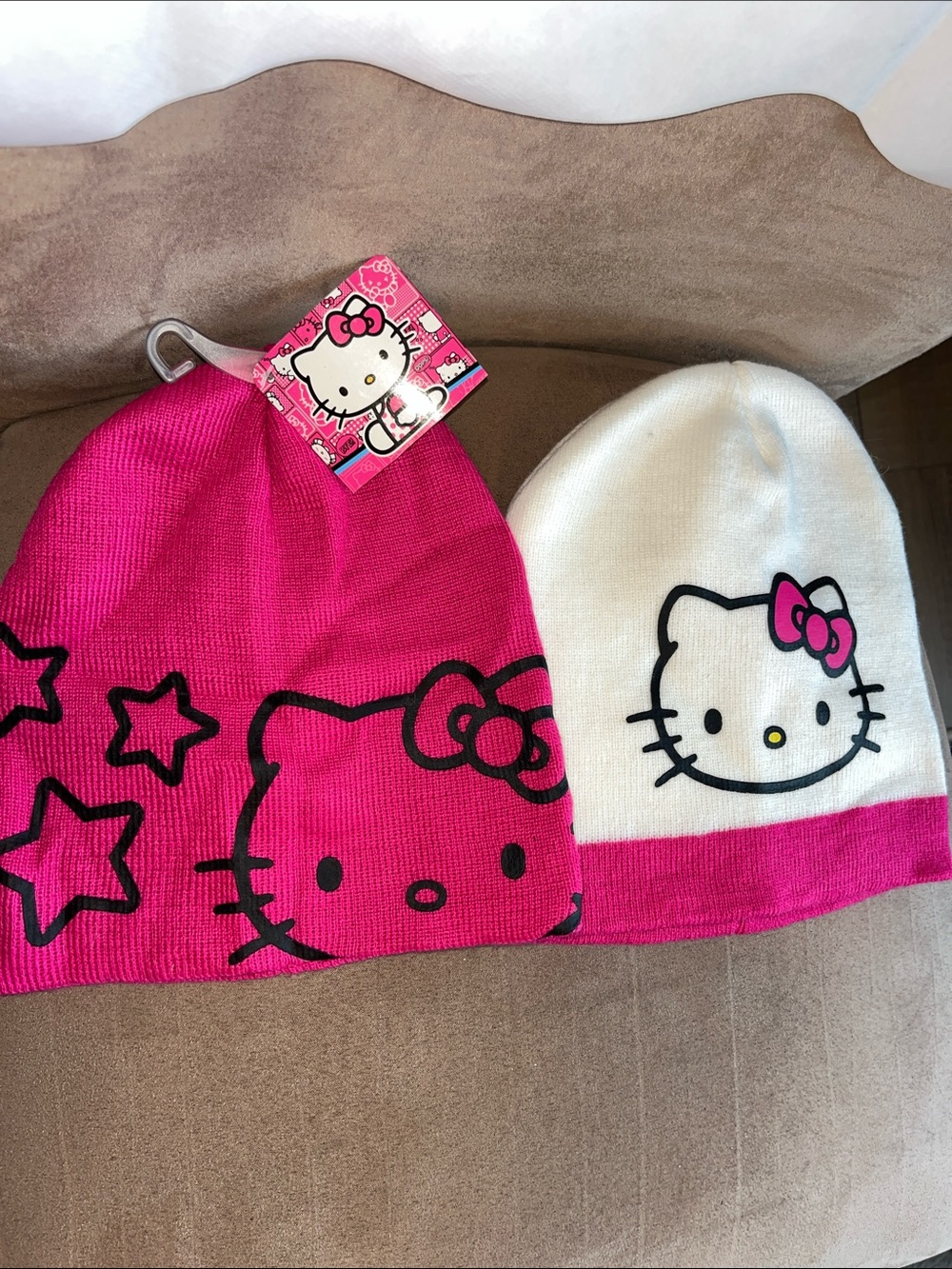 Hello Kitty Kids Beanie Set - Hot Pink & White